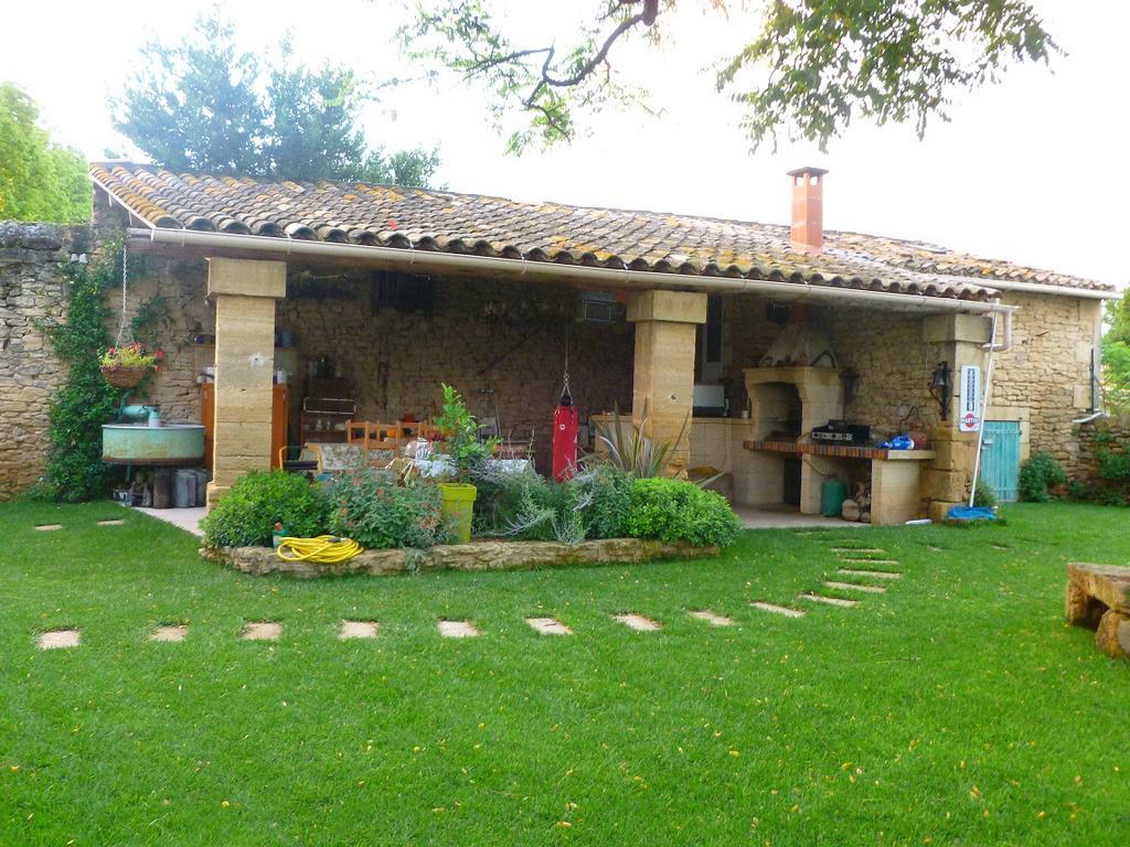 Les Croisees Bed and Breakfast Castillon-du-Gard Zewnętrze zdjęcie